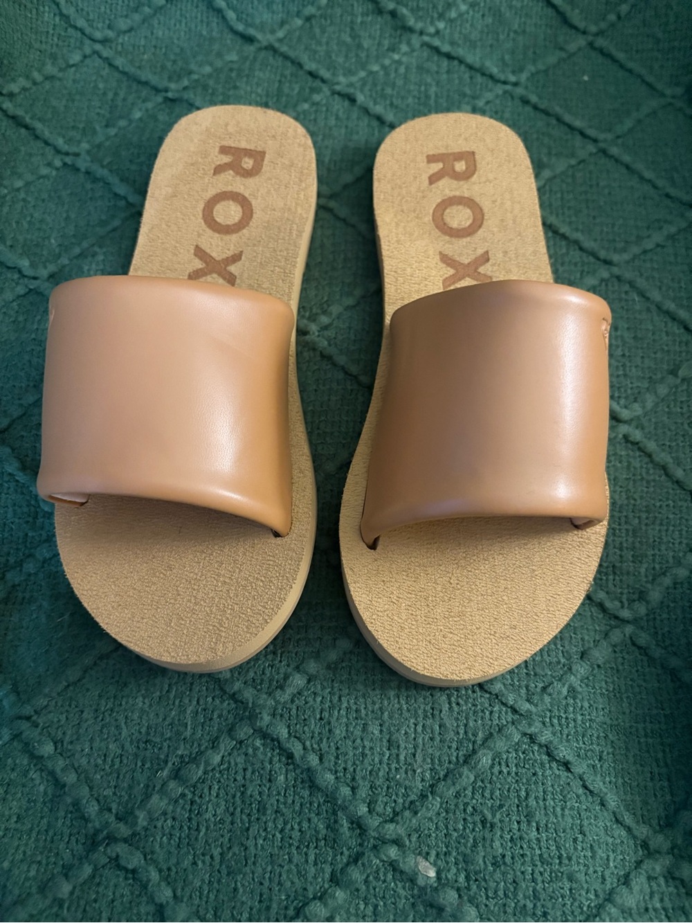 Roxy Women’s Tan Slide Sandals with Wide Strap